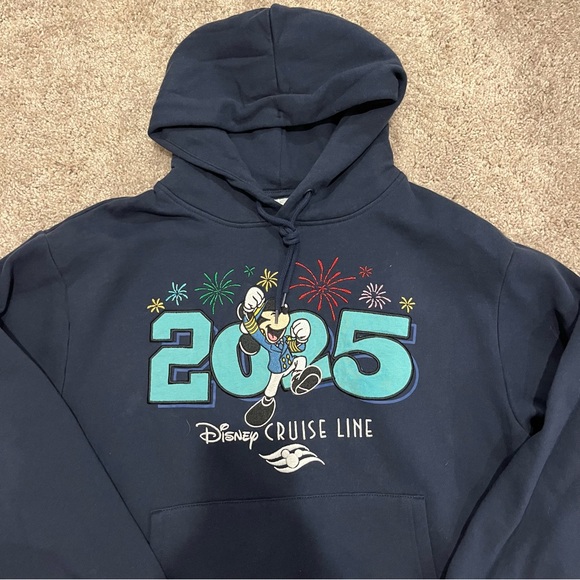 Disney Cruise Line 2025 Navy Sweatshirt - Picture 2 of 3